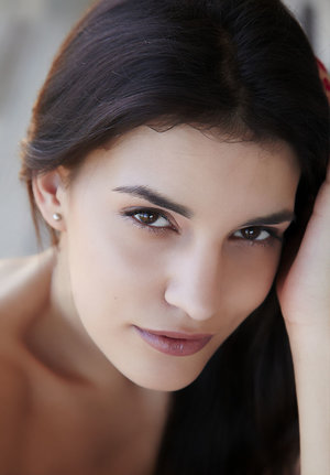 18 year old girl receives open mouth facial after being deflowered